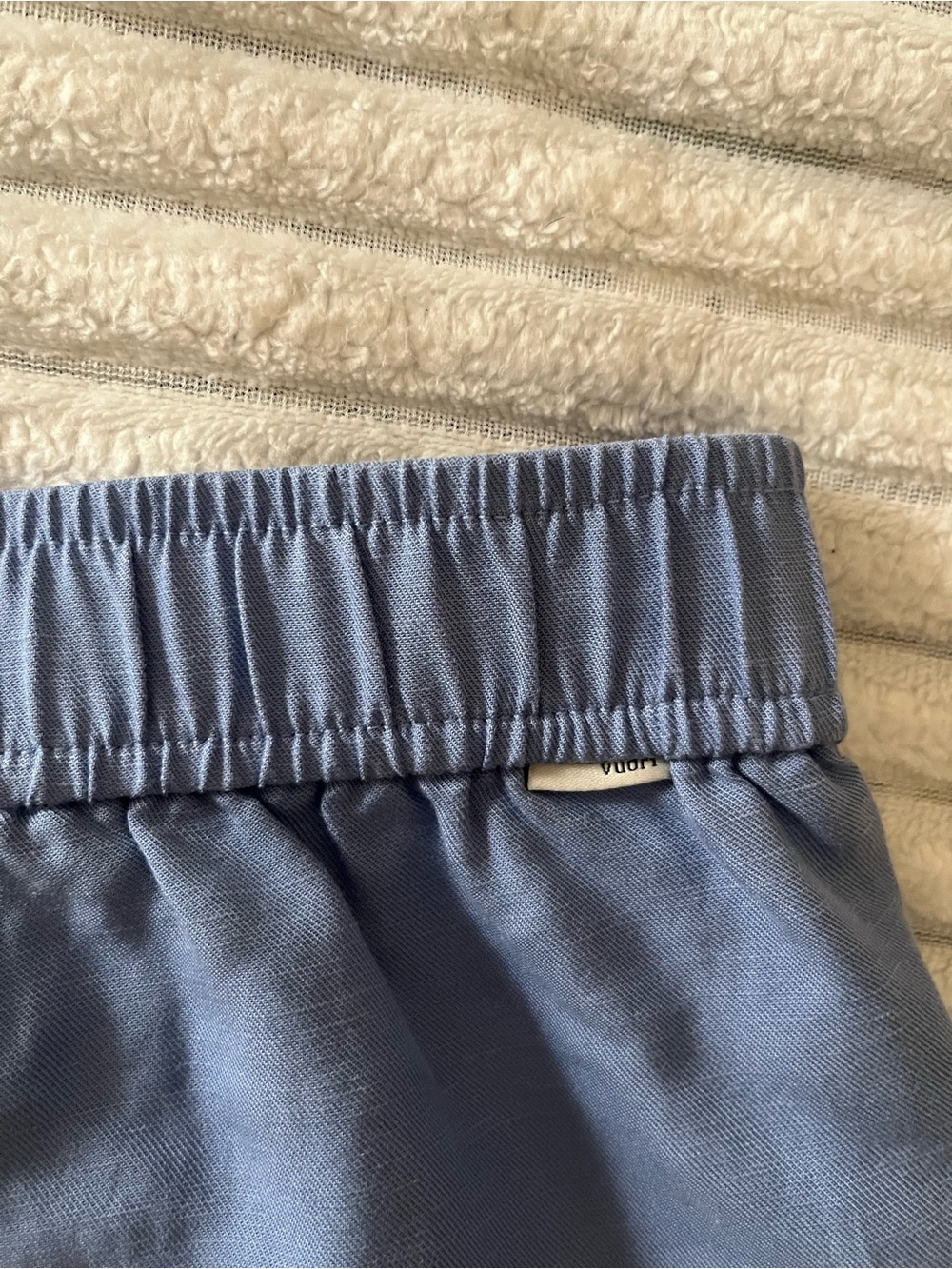 Vuori Blue Linen Blend Shorts - Picture 9 of 13